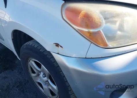 2004 Toyota Rav4 z USA, uszkodzony, nr VIN JTEGD20V940001675